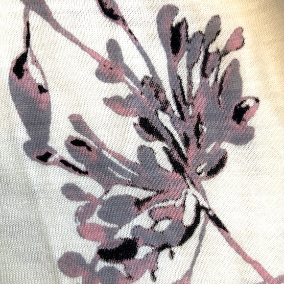 WOMENS SLEEVELESS TOP SIZE SMALL - Picture 9 of 11